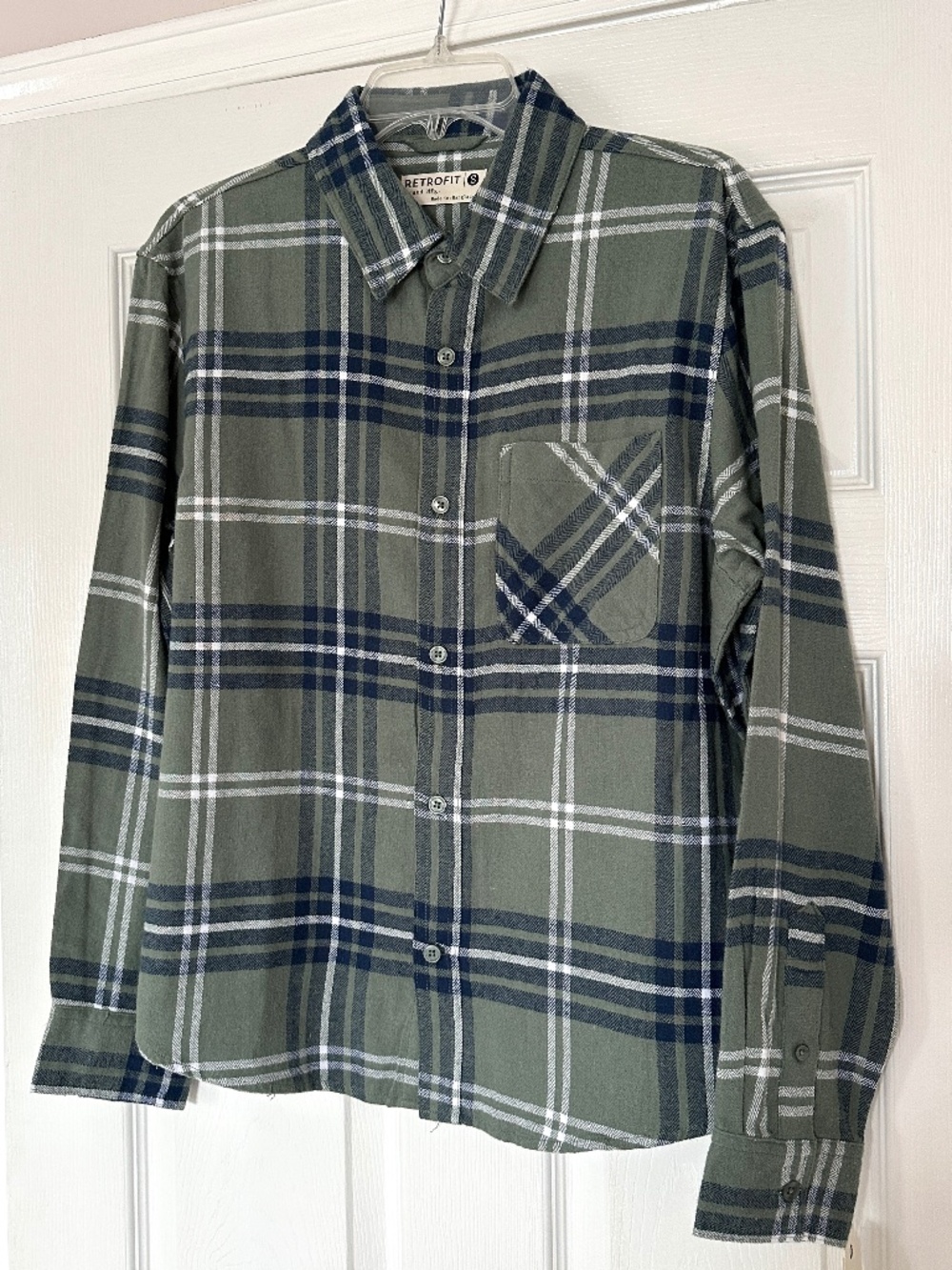 NWT Retrofit Men's Flannel Shirt Size Small Green Navy Plaid Button Down